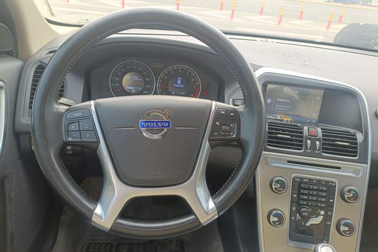 Used Volvo XC60 2013 T5 Comfort Edition