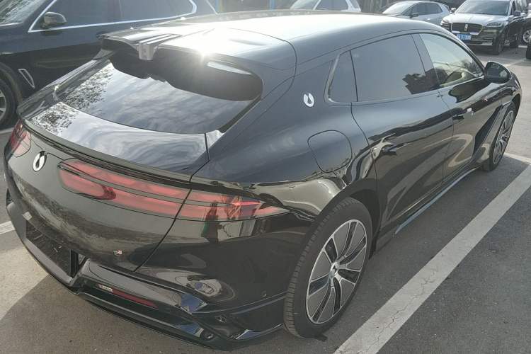 Used Denza Z9GT 2024 1100 4x4 Max First Edition Rear Right 45 Deg