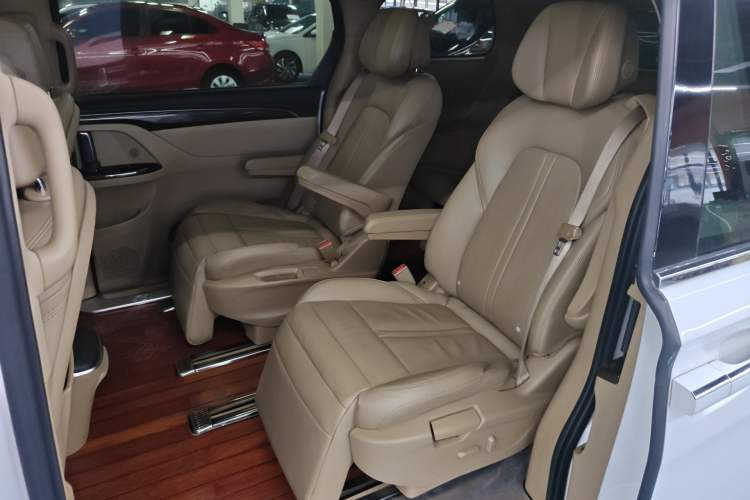 Used Buick GL8 2017 ES 28T Luxury Model China V Standard Left Rear Seat