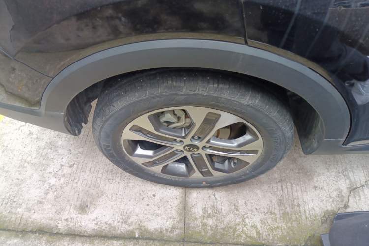 Used Kia Sportage R 2019 2.0L Automatic Smart Luxury Edition Right Rear Wheel Hub