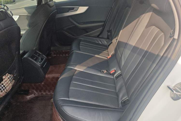 Used Audi A4L 2023 40 TFSI Luxury Dynamic Model