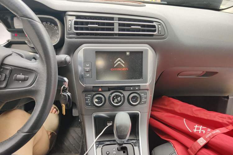 Used Citroen C4 Sega 2016 1.2THP Automatic Luxury Model
