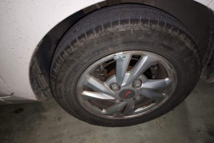 Used Wuling Hongguang MINIEV 2020 Enjoyment Model Lithium Iron Phosphate Right Front Wheel Hub