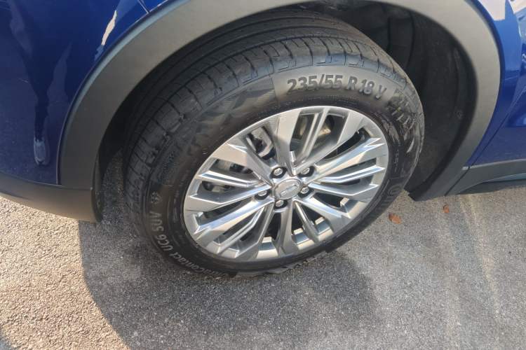 Used Cadillac XT4 2024 28T Two-Wheel-Drive Luxury Version