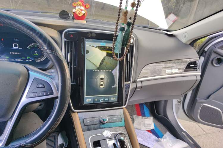 Used BYD Qin New Energy 2017 Qin EV300 Luxury Edition Audio And AC Panel