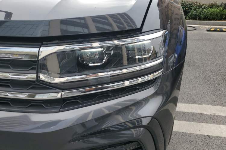 Used Volkswagen Teramont X 2021 330TSI Two-Wheel-Drive Prestige Luxury Edition