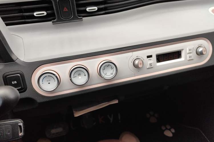 Used Wuling Hongguang MINIEV 2021 Macaron Premium Model – Lithium Iron Phosphate
