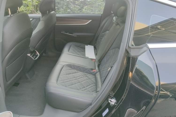 Used CHANGAN NEVO A07 2024 Pure Electric "True Fragrance" Edition 515 Prestige Model Left Rear Seat