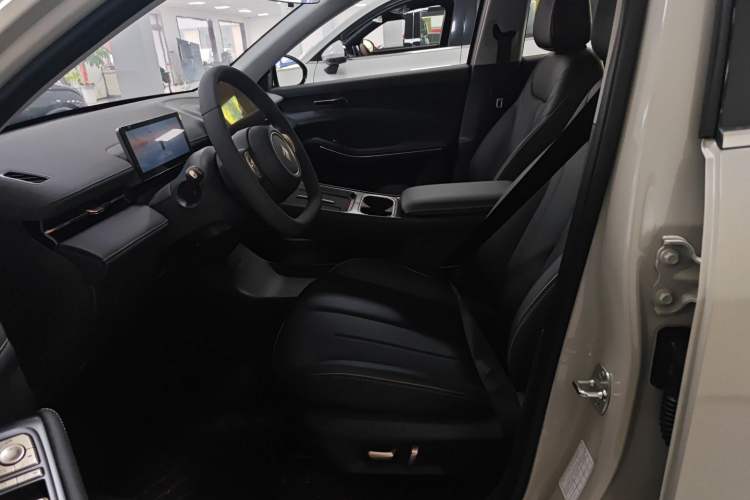 Used Baojun Yunhai 2026 Model 500km Pure Electric Standard Edition
