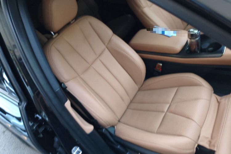 Used Nio ES8 2020 580 km Range Six-Seater Version Right Front Seat