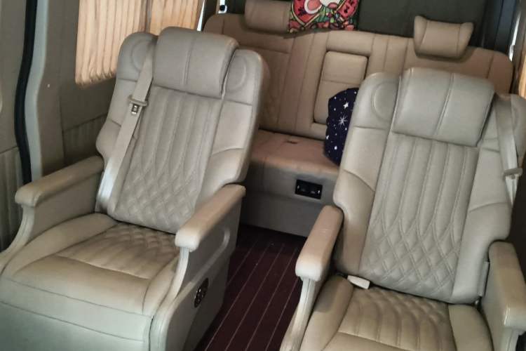 Used Ford Transit Custom 2019 2.2T Multi-Function Long-Wheelbase Mid-Height 7-Seater China VI Left Rear Seat