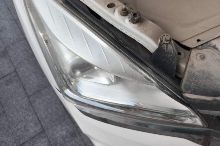 Used HYOSOW H3 2015 1.5L Manual Standard Edition