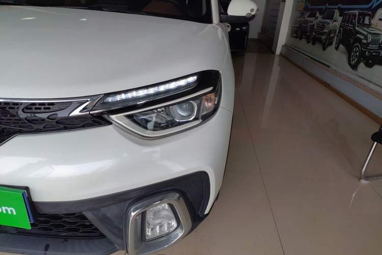 Used Dongfeng Aeolus AX4 2017 1.6L Manual ChaoShang Model