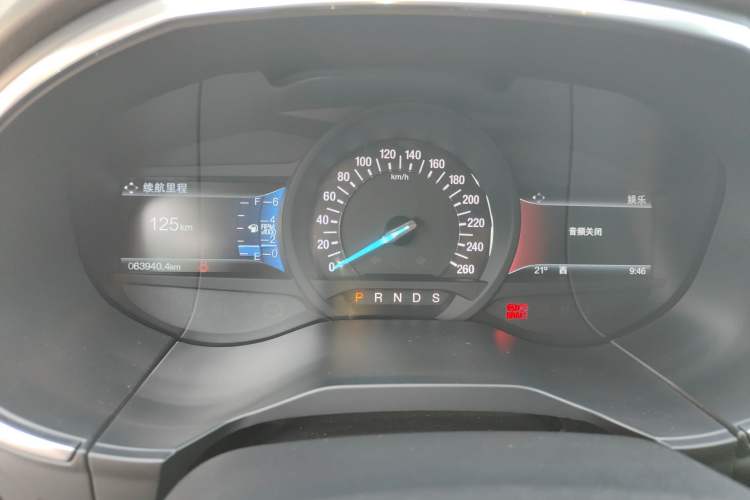 Used Ford Edge 2018 EcoBoost 245 Two-Wheel-Drive Titanium 7-Seater China VI Standard
