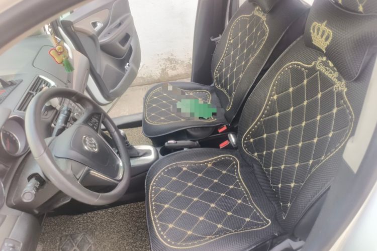 Used Buick Encore 2015 1.4T Automatic Two-Wheel Drive Urban Leading Model Left Front Seat