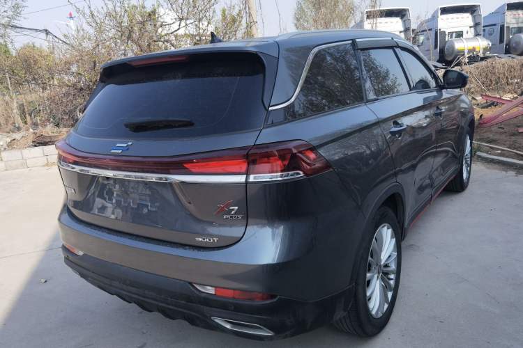Used CHANGAN OSHAN X7 PLUS 2022 1.5T Blue Whale Edition Automatic ZhiZun Model Rear Right 45 Deg