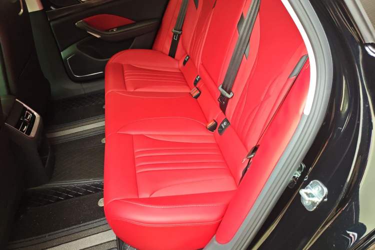 Used Hongqi H6 2025 2.0T ZhiMei Edition Left Rear Seat