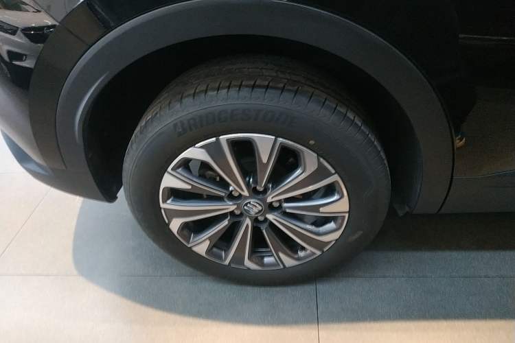 Used Buick Envision 2025 25T Entry-Grade Platinum Edition