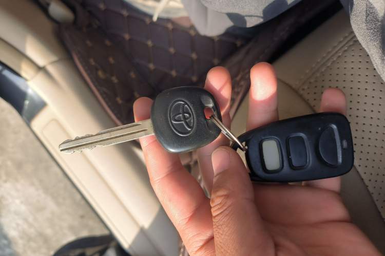 Used Toyota Corolla EX 2013 1.6L Manual Excellence Edition
