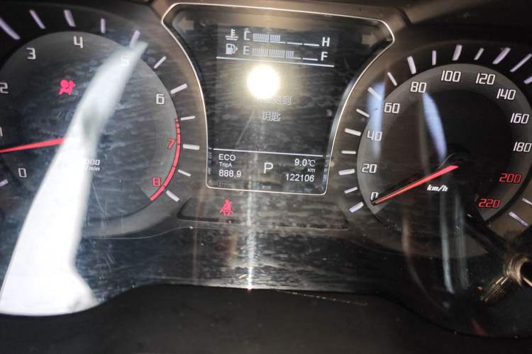 Used GAC Trumpchi GS4 2015 200T G-DCT Luxury Edition Odometer Close Up