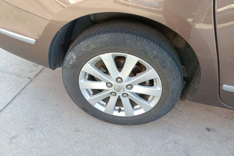 Used Buick GL8 2018 28T Luxury Model China VI Standard