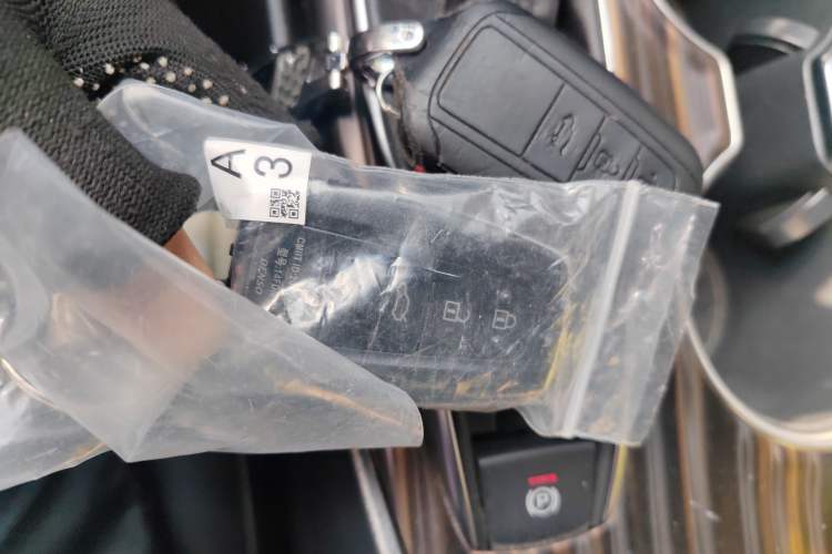 Used Toyota Camry 2019 2.5G Luxury Edition China VI Standard