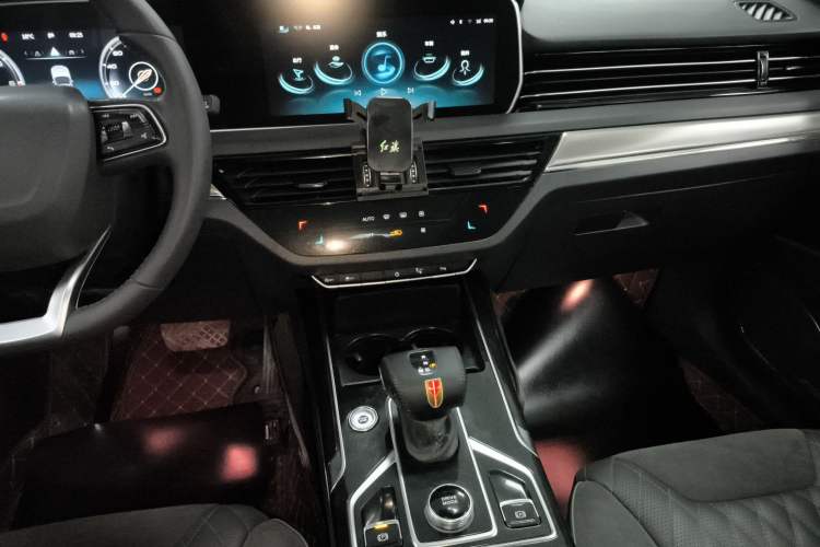 Used Hongqi HS5 2022 Revised Version 2.0T Smart Connect Flagship Edition
