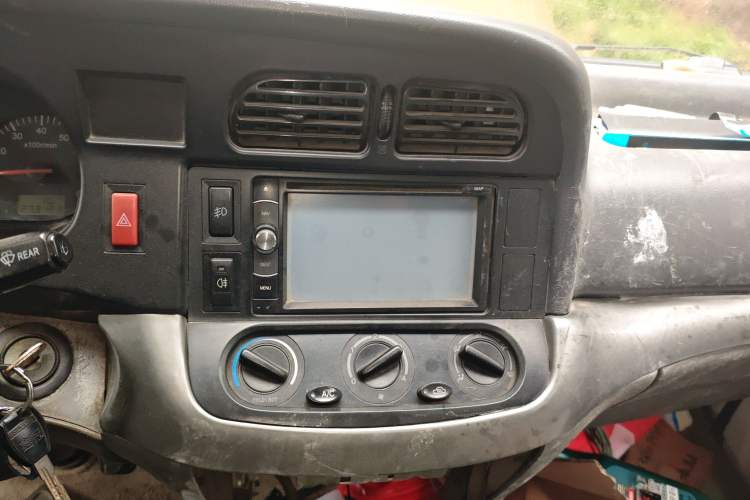 Used Jinbei Hiace 2011 2.0L 5th Generation Kuaiyunwang Standard Version 4G19