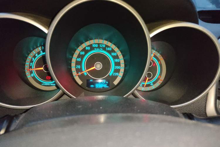 Used Changan Eado 2014 1.6L Manual Luxury Model
