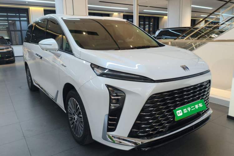 Used Buick GL8 New Energy 2024 Lu Zun Deluxe Edition 7-Seater