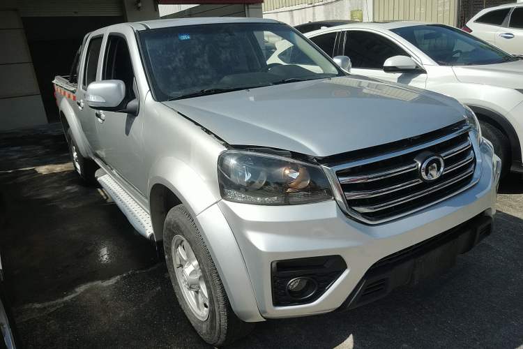 Used Great Wall Wingle 5 2017 2.0T European-Style Diesel Two-Wheel-Drive Elite Version with Large Double Cab – GW4D20B