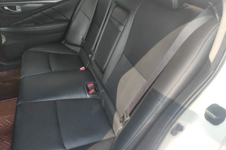 Used Infiniti Q50 2014 2.0T Comfort Edition Left Rear Seat