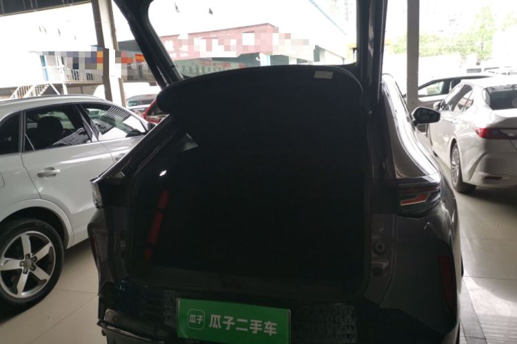 Used Volkswagen ID.UNYX 2024 Pro Long-Range Version Trunk