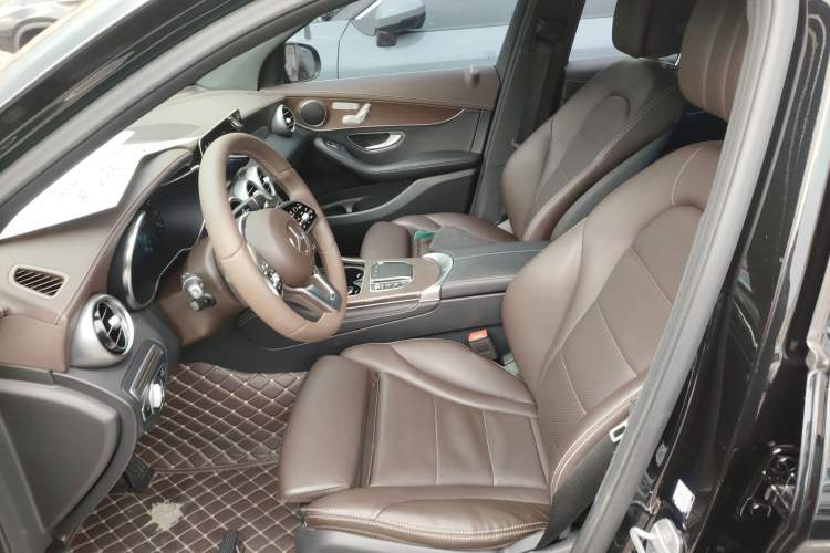 Used Mercedes-Benz GLC 2021 GLC 260 L 4MATIC Luxury Model
