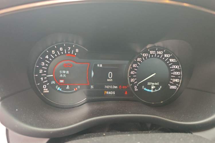 Used Lincoln MKC 2017 2.0T Two-Wheel Drive Deluxe Edition