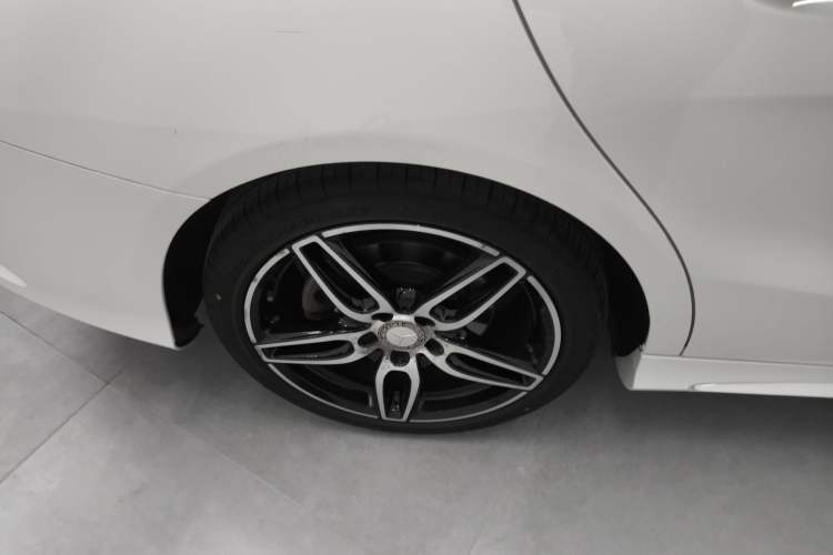 Used Mercedes-Benz CLA 2017 CLA 220 4MATIC
