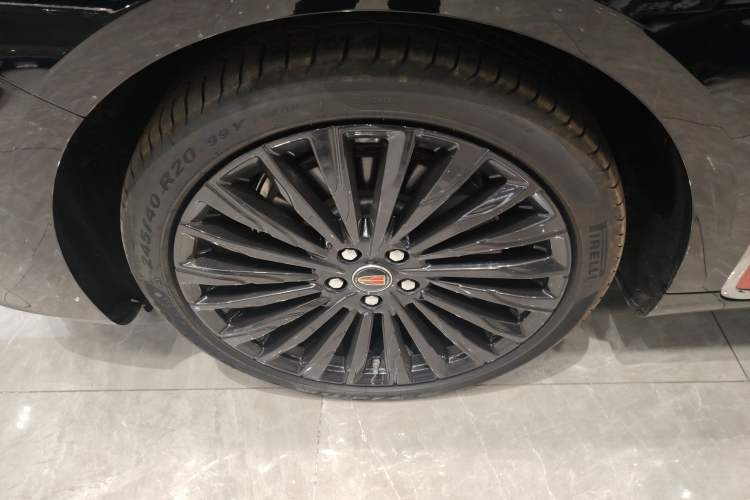 Used Hongqi H9 2025 2.0T Two-Wheel-Drive Flagship Private Enjoyment Style 5 Seats
