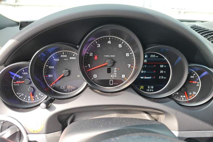 Used Porsche Cayenne 2016 Cayenne Platinum Edition 3.0T