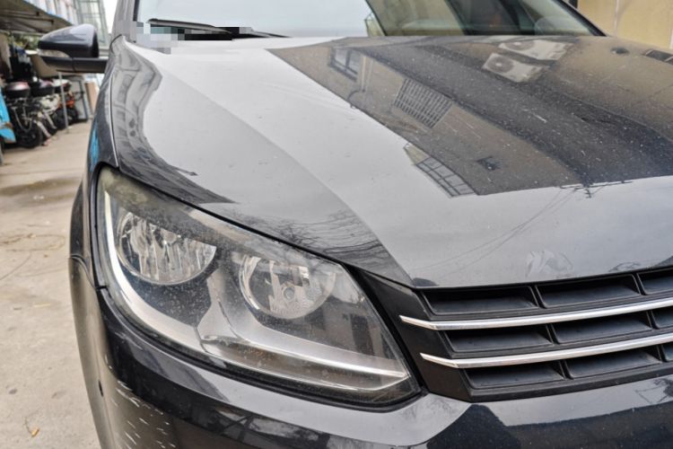 Used Volkswagen Touran 2013 1.4T DSG Smart Edition 5-seater Right Front Headlight