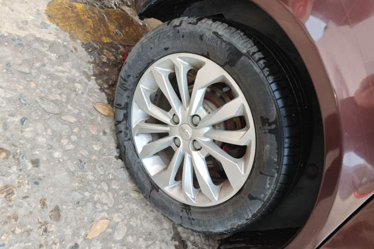 Used Geely Auto Vision 2016 1.5L Manual Happiness Edition