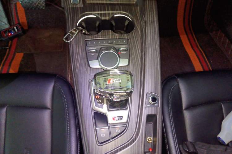 Used Audi A4L 2019 40 TFSI Fashion Version China V