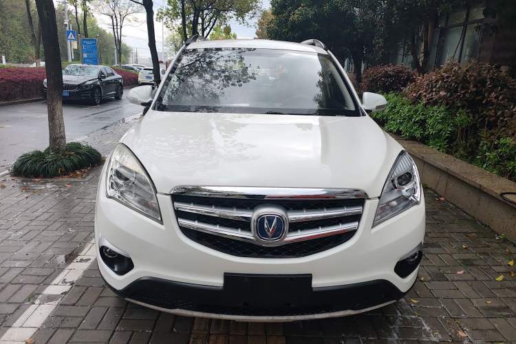 Used CHANGAN CS35 2015 1.6L Manual Luxury Model China IV Standard Front
