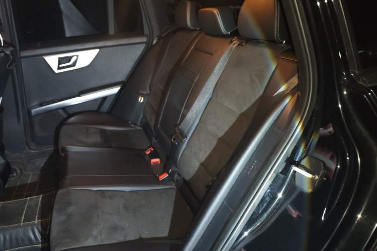 Used Mercedes-Benz GLK-Class 2015 GLK 260 4MATIC Fashion Edition Ultimate Version
