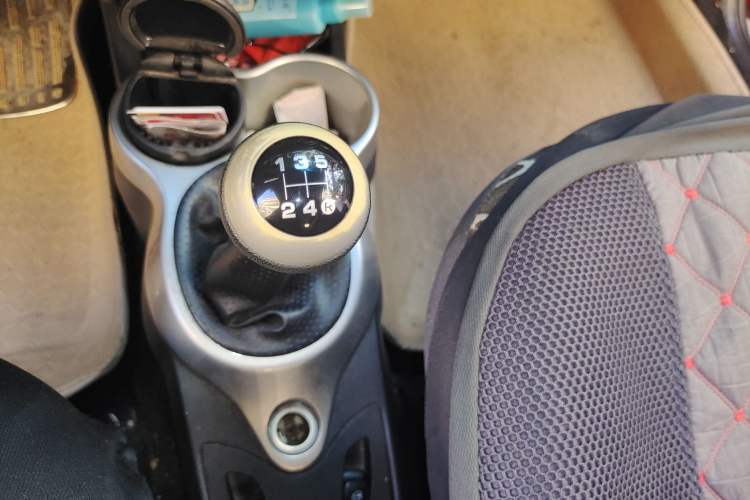 Used Chery QQ 2013 1.0L Manual Happy Edition