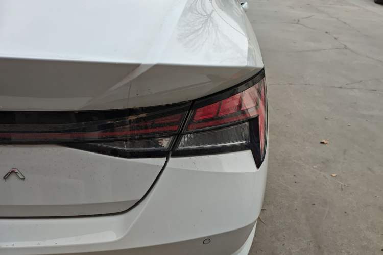 Used Hyundai Elantra 2022 1.5L CVT LUX Prestige Edition
