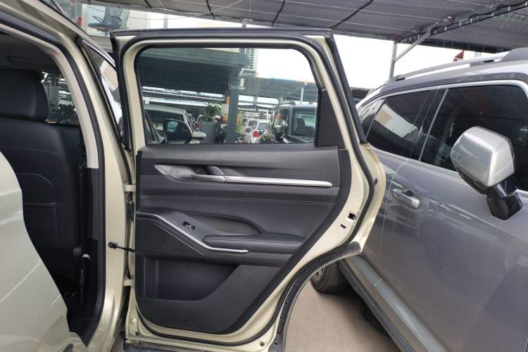 Used Haval H6 2024 1.5T Two-Wheel Drive Ultra
