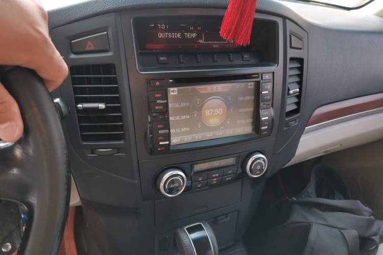 Used Mitsubishi Pajero 2012 3.0L Luxury Edition
