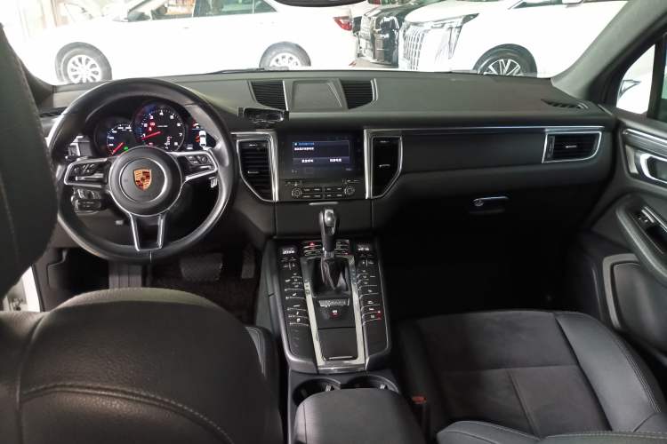 Used Porsche Macan 2017 Macan 2.0T