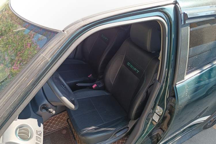 Used Suzuki Swift 2016 1.5L Automatic Fashionable Coolplay Edition
