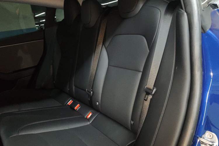 Used Tesla Model 3 2025 Rear-Wheel-Drive Version